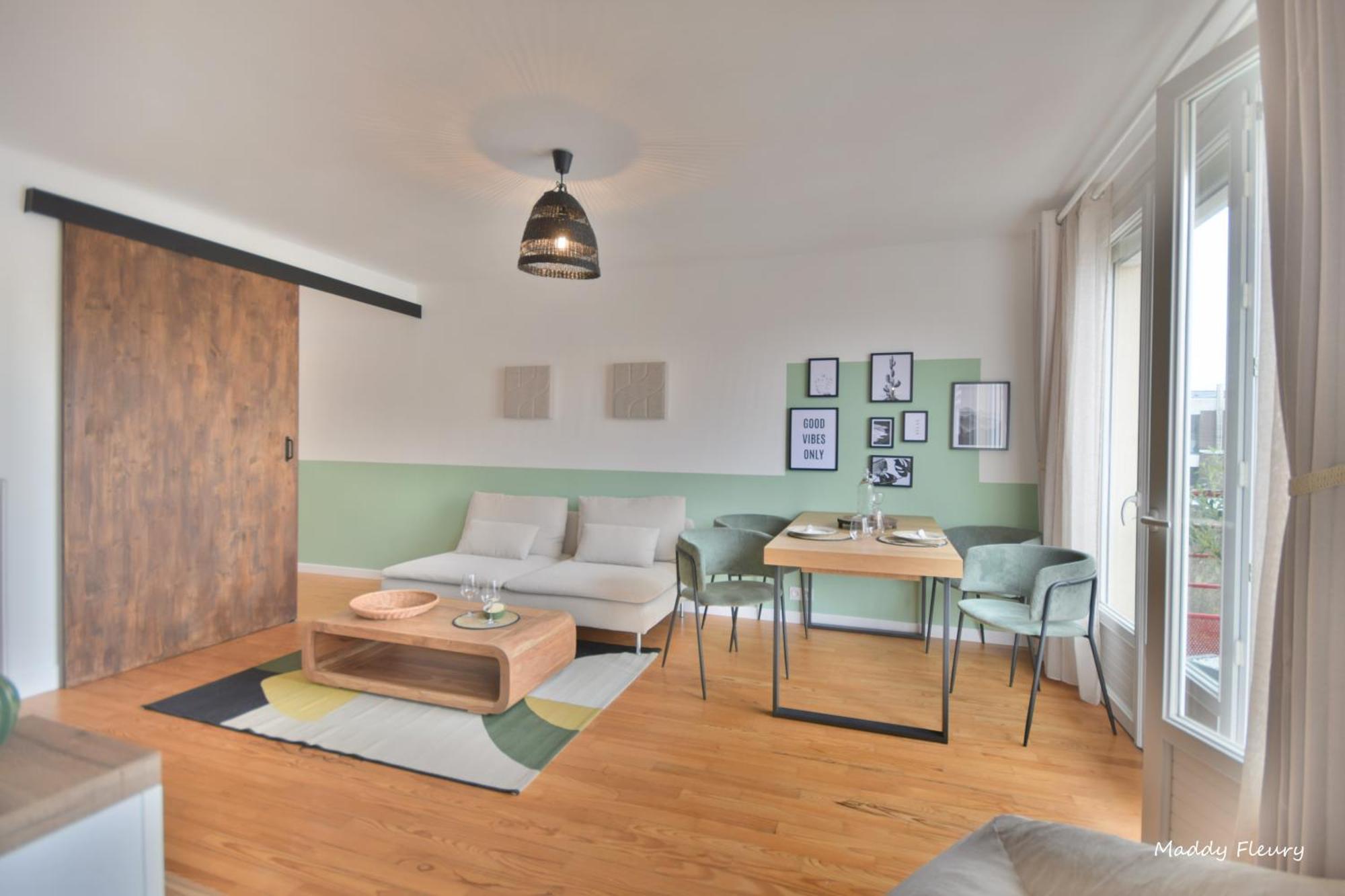 3 Chambres, Proche Centre Ville, Parking Gratuit Apartment *